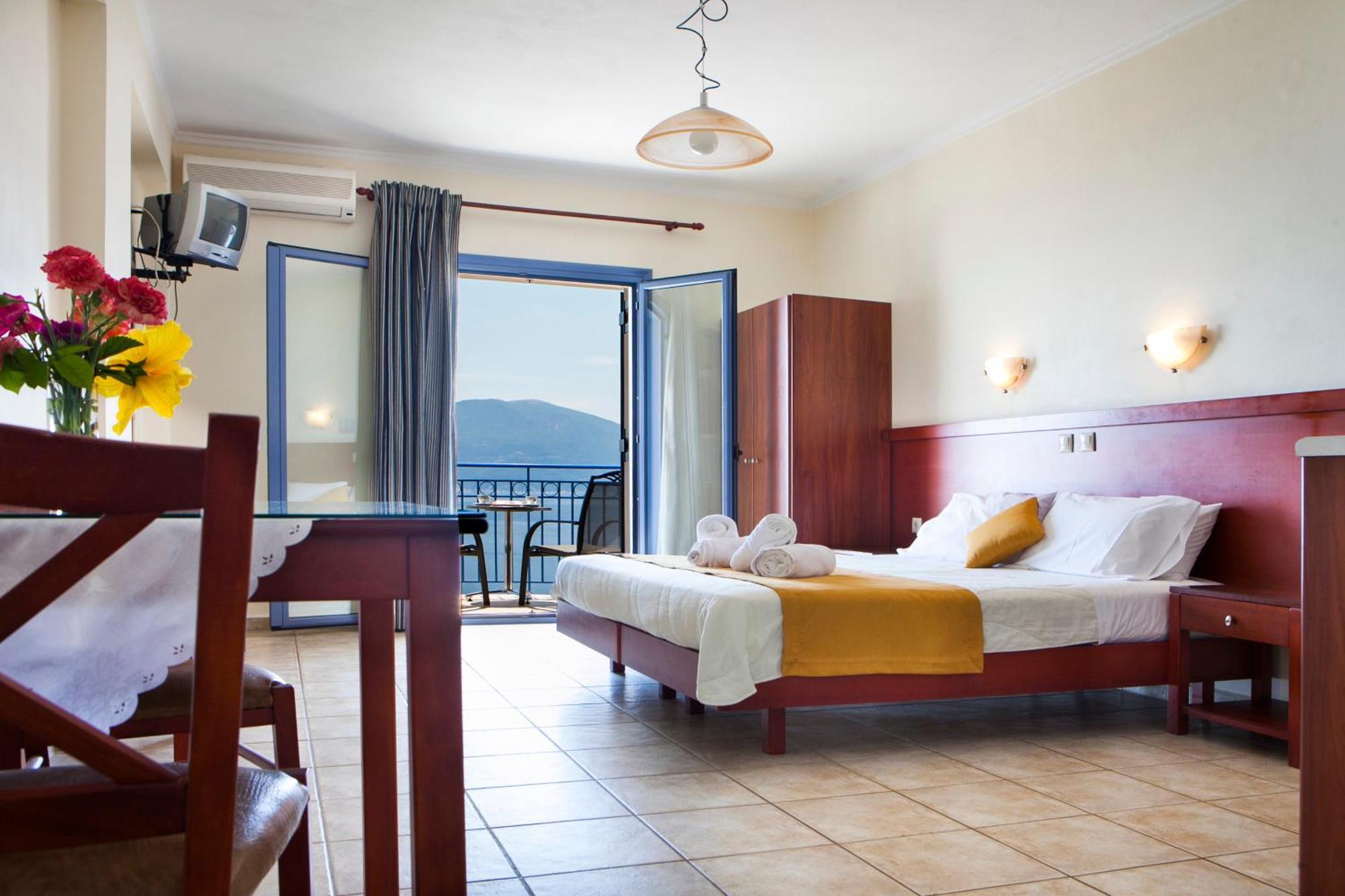 Olive Bay Hotel Agia Efimia Exteriér fotografie