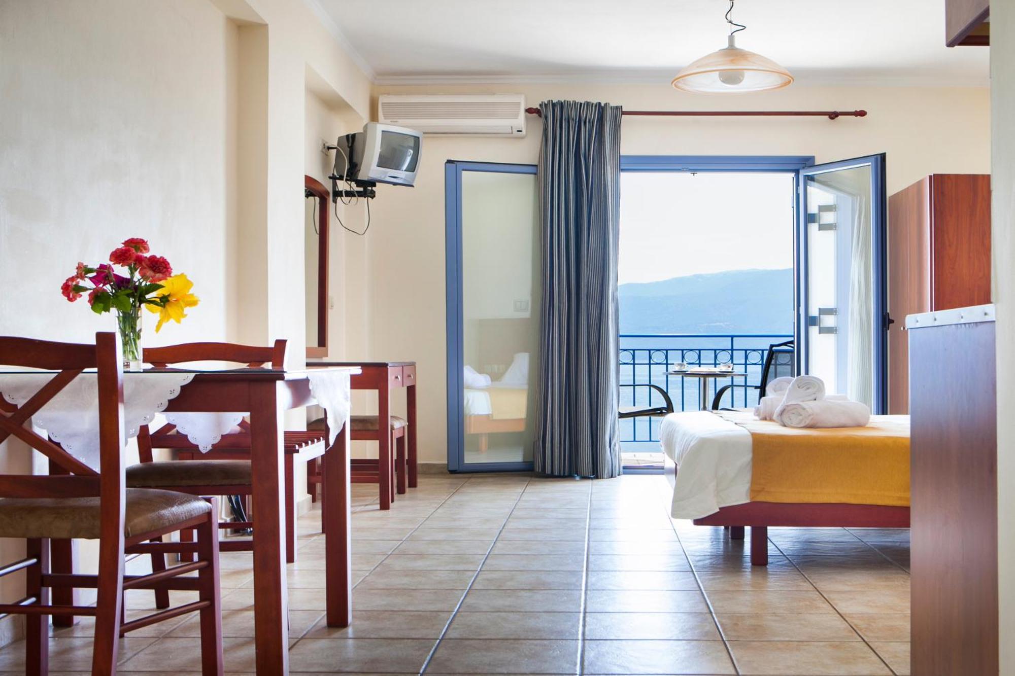 Olive Bay Hotel Agia Efimia Pokoj fotografie