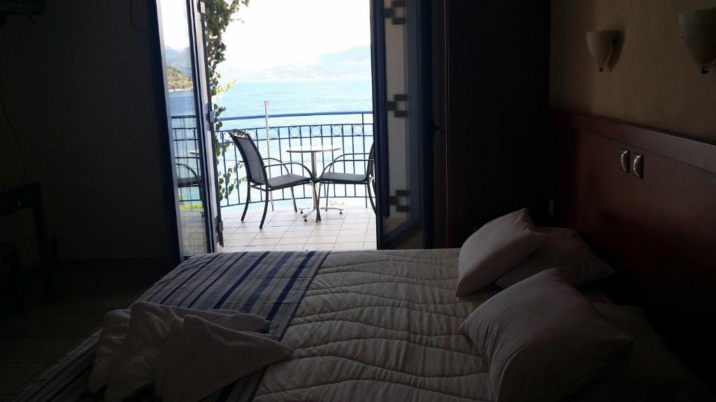 Olive Bay Hotel Agia Efimia Pokoj fotografie
